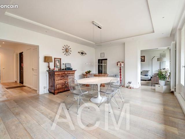 Appartement 5 pièces 172 m²