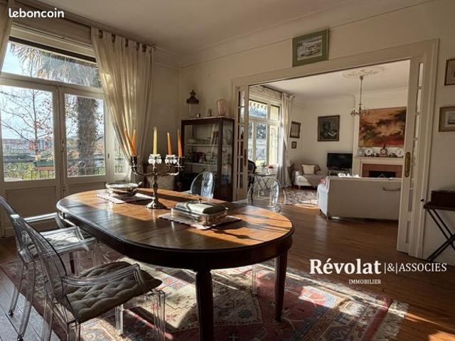 Appartement 5 pièces 172 m²