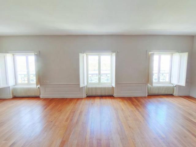 Appartement 5 pièces 173 m²