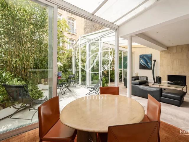 Appartement 5 pièces 174 m²