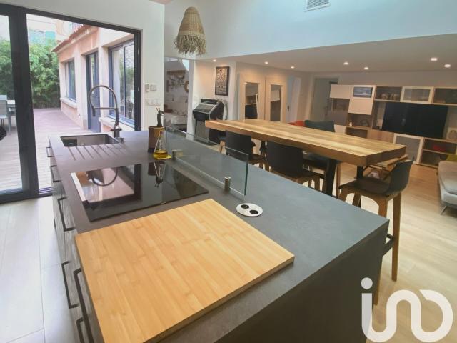 Appartement 5 pièces 174 m²