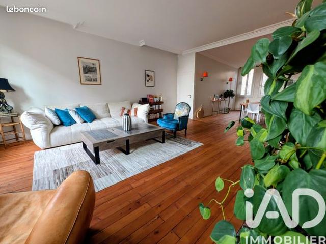 Appartement 5 pièces 176 m²