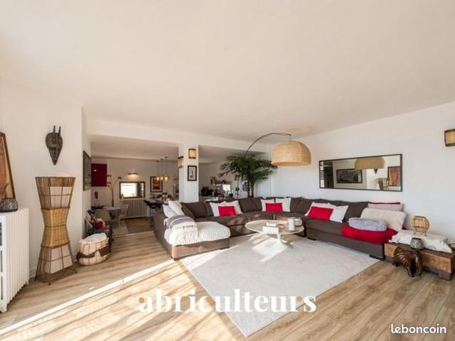 Appartement 5 pièces 176 m²