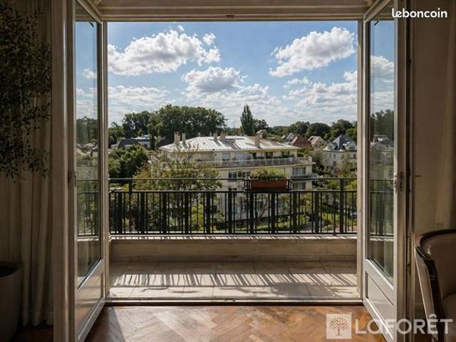Appartement 5 pièces 177 m²