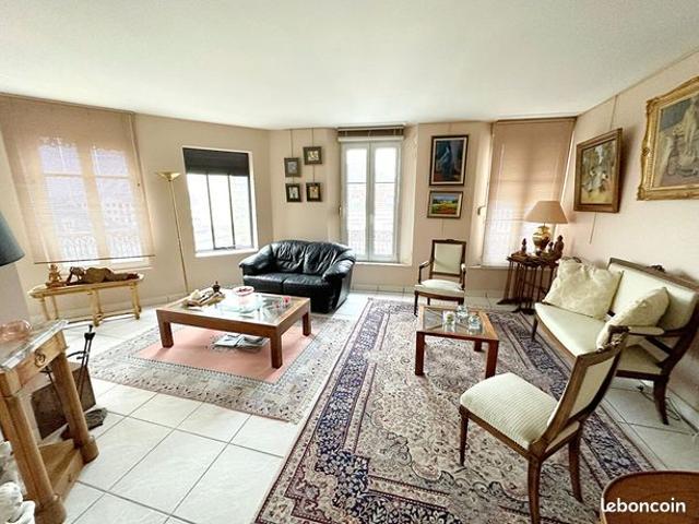Appartement 5 pièces 177 m²