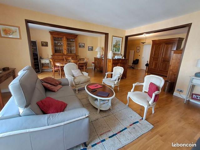Appartement 5 pièces 177 m²