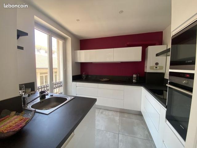 Appartement 5 pièces 178 m²