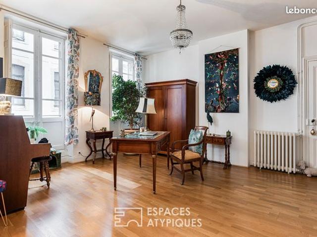 Appartement 5 pièces 178 m²