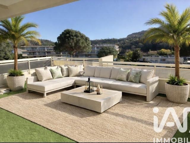 Appartement 5 pièces 178 m²