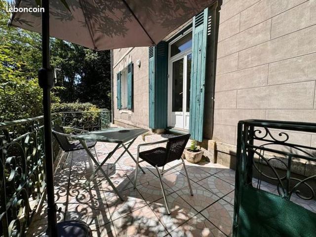 Appartement 5 pièces 180 m²