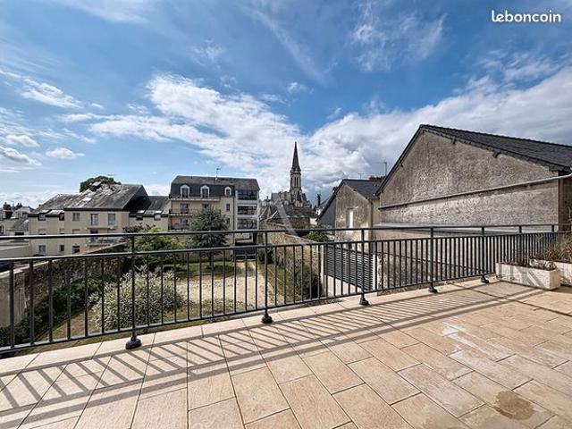 Appartement 5 pièces 180 m²