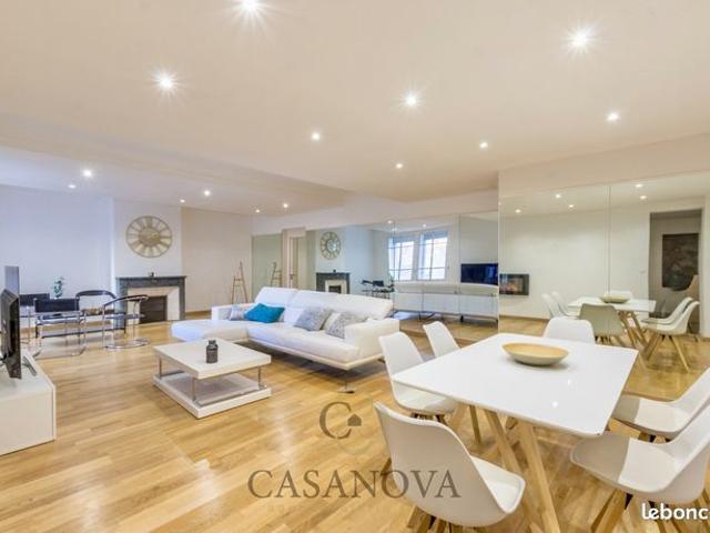 Appartement 5 pièces 180 m²