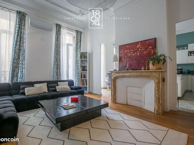 Appartement 5 pièces 181 m²