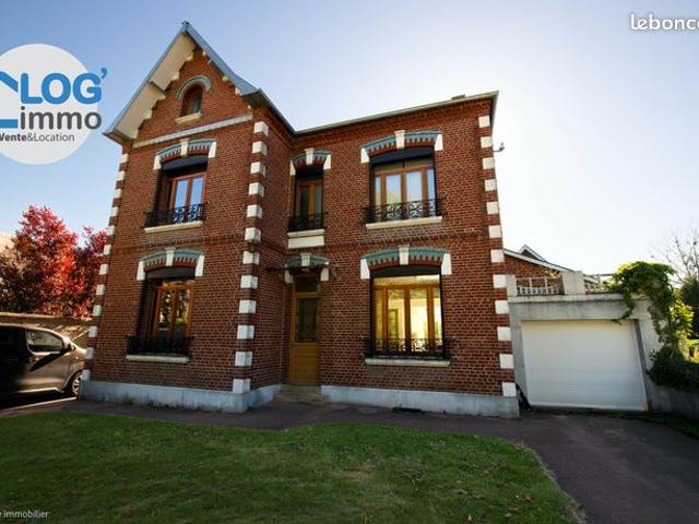 Appartement 5 pièces 181 m²