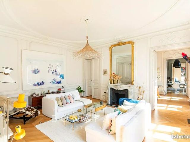 Appartement 5 pièces 182 m²
