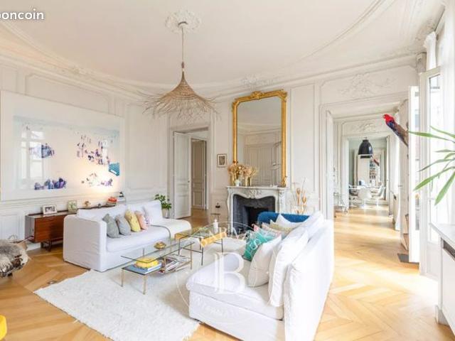 Appartement 5 pièces 182 m²