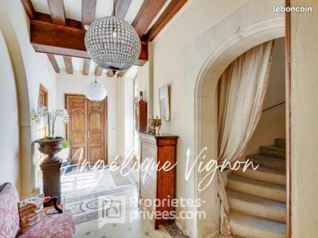 Appartement 5 pièces 183 m²