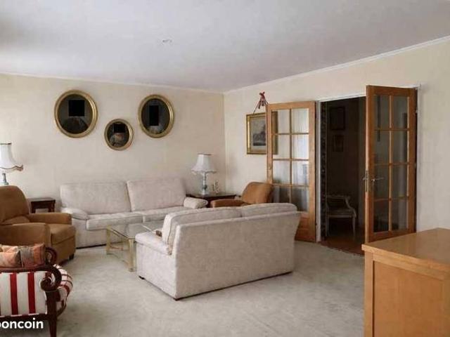 Appartement 5 pièces 184 m²