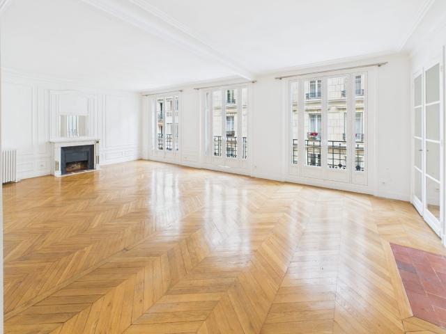 Appartement 5 pièces 185 m²