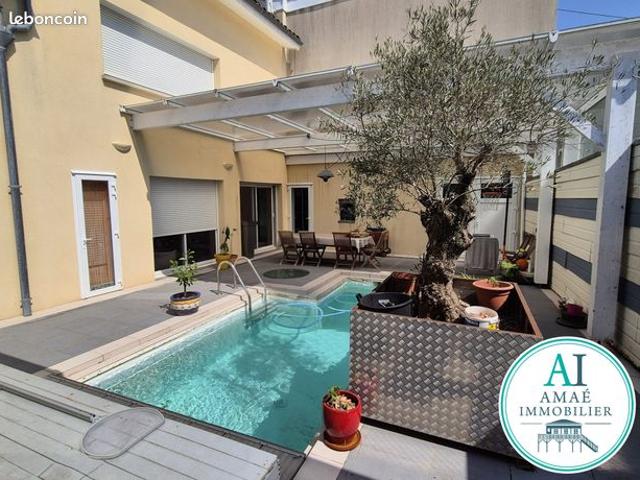 Appartement 5 pièces 185 m²