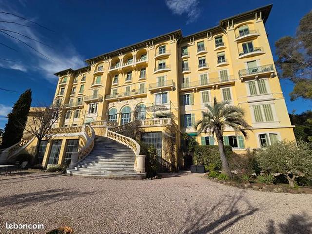 Appartement 5 pièces 187 m²