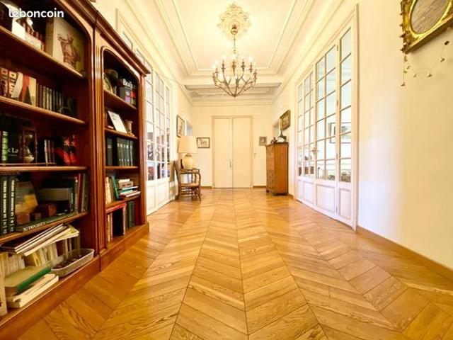 Appartement 5 pièces 187 m²