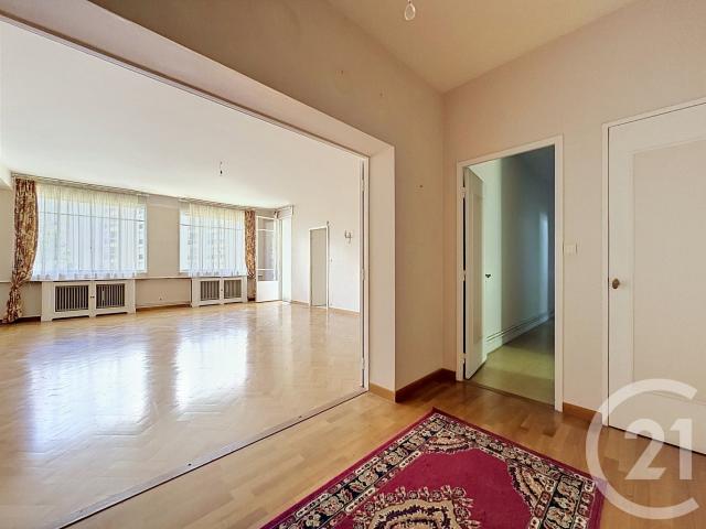 Appartement 5 pièces 187 m²