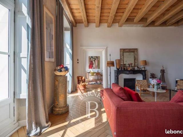 Appartement 5 pièces 192 m²