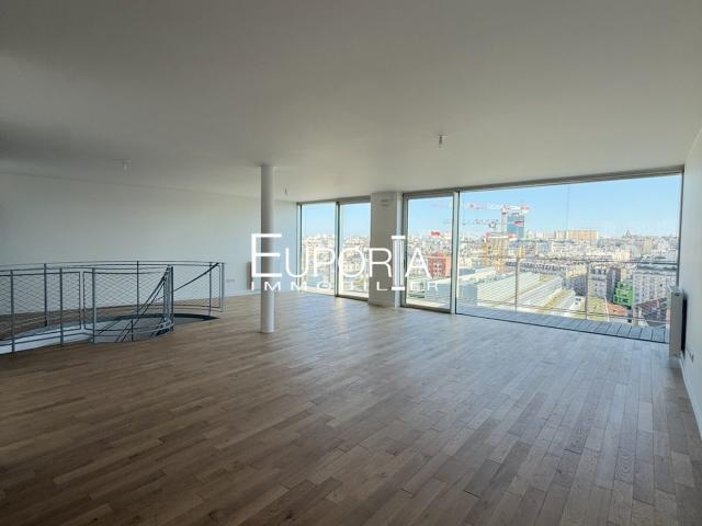 Appartement 5 pièces 194 m²