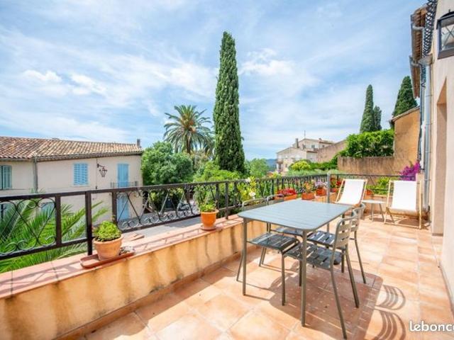Appartement 5 pièces 196 m²