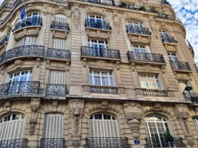 Appartement 5 pièces 198 m²