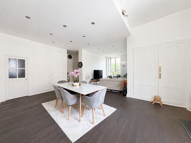 Appartement 5 pièces 199 m²