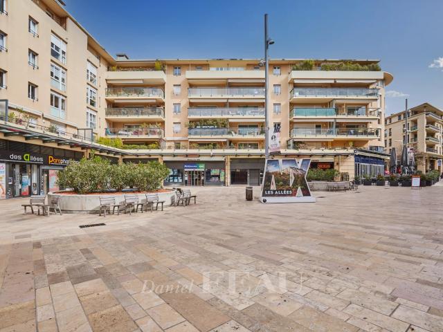 Appartement 5 pièces 201 m²