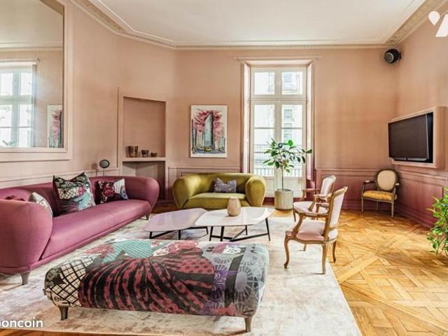 Appartement 5 pièces 205 m²