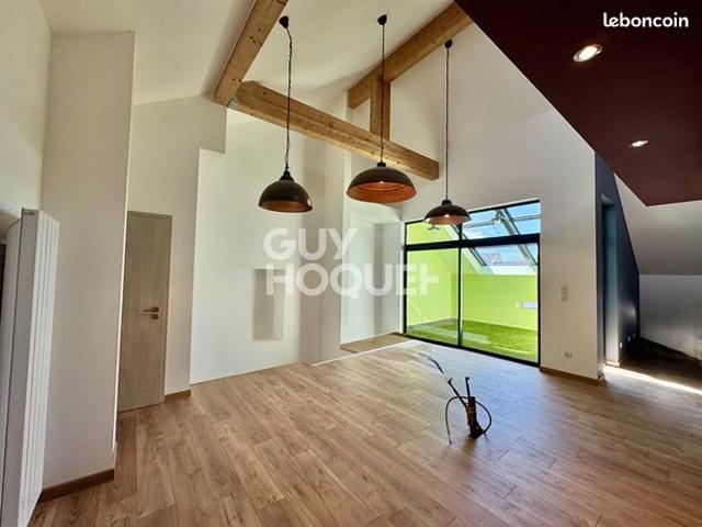 Appartement 5 pièces 208 m²