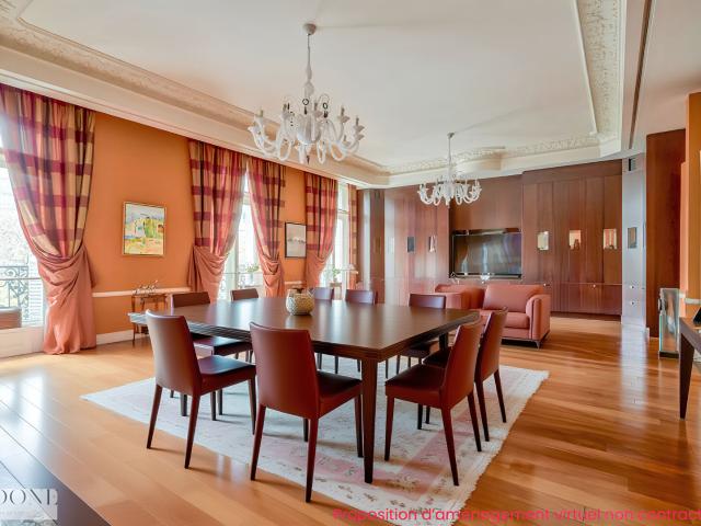 Appartement 5 pièces 220 m²
