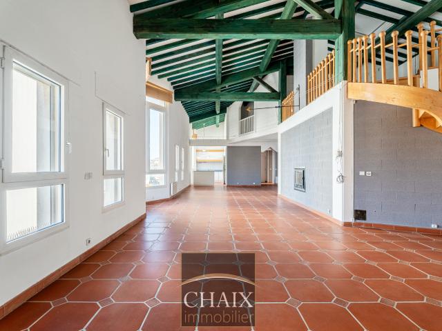 Appartement 5 pièces 220 m²