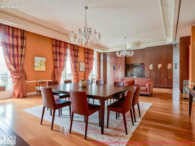 Appartement 5 pièces 220 m²