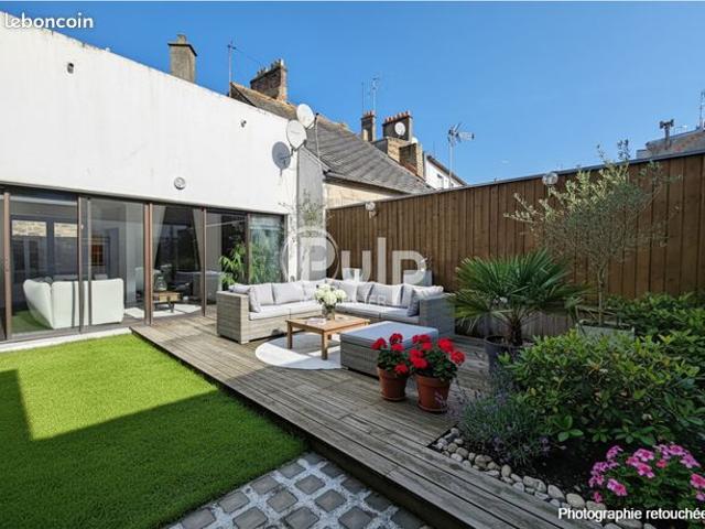 Appartement 5 pièces 225 m²