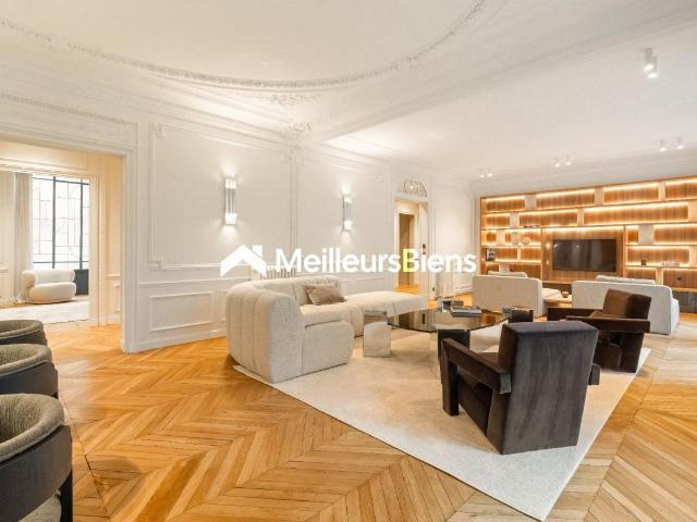 Appartement 5 pièces 225 m²