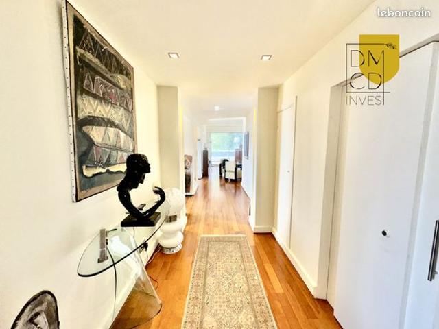 Appartement 5 pièces 225 m²