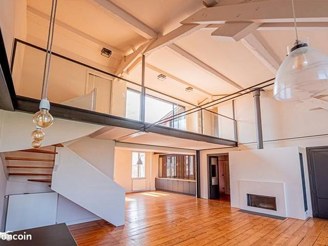 Appartement 5 pièces 230 m²