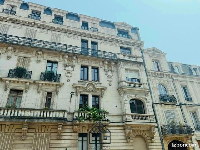 Appartement 5 pièces 235 m²