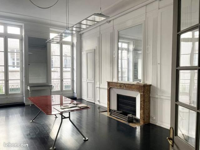 Appartement 5 pièces 236 m²