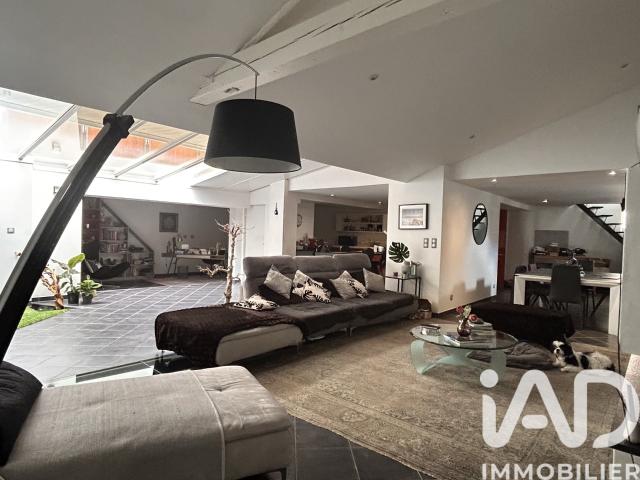 Appartement 5 pièces 240 m²
