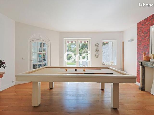 Appartement 5 pièces 250 m²