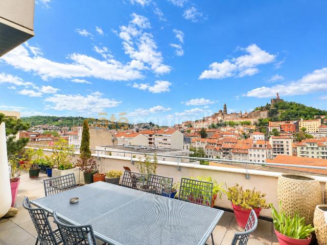 Appartement 5 pièces 265 m²