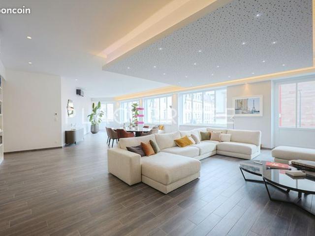 Appartement 5 pièces 269 m²