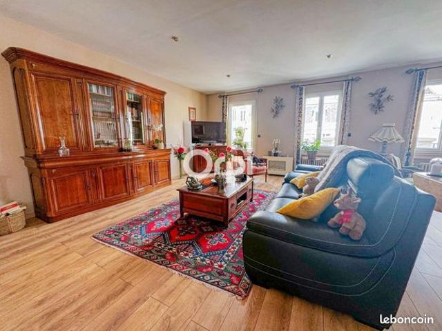 Appartement 5 pièces 321 m²