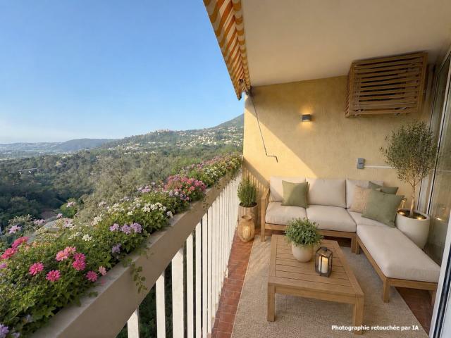 Appartement 5 pièces 3 chambres vue dégagée avec terrasse. 83m² Carros